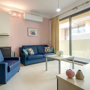 Modern Stylish - 2 Bedroom & 2 Bathroom - Spinola Bay, St Julians Appartamento San Giuliano